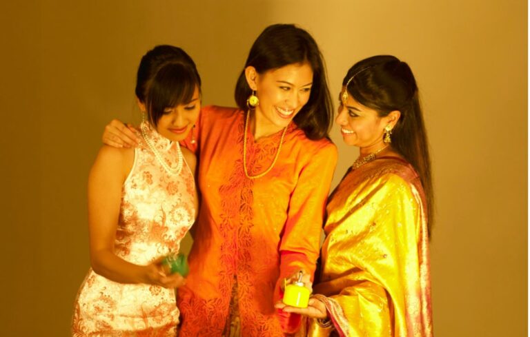 What are the key fashion trends for this season?