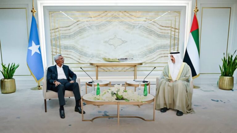 Guddoomiye Cabdi Xaashi oo kulamo kala duwan kawada dalka Imaaraatka Carabta