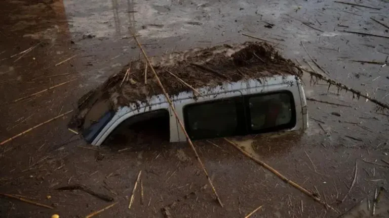 Spain facing a  a dangerous situation after heavy rains.