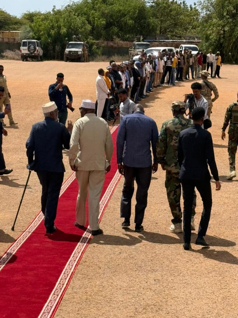 Hoggaamiyaha Jubbaland Axmed Madoobe oo goordhaw ka dagay Kismaayo