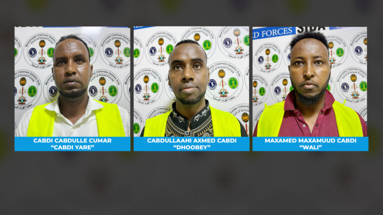 Xukunka Koox Xogaha Kunteenarada Dekadda ka soo daga u dusin jirtay Khawaarijta