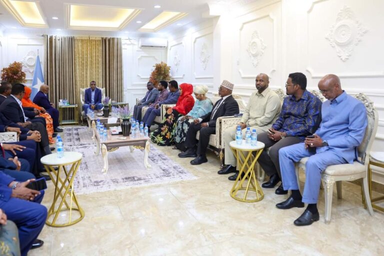 RW Xamsa oo caawa qaabilay Guddoomiyaha Baarlamaanka Jabuuti