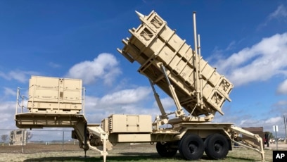 Mareykanka oo xirmo kale oo lacag ah siiyay Ukraine