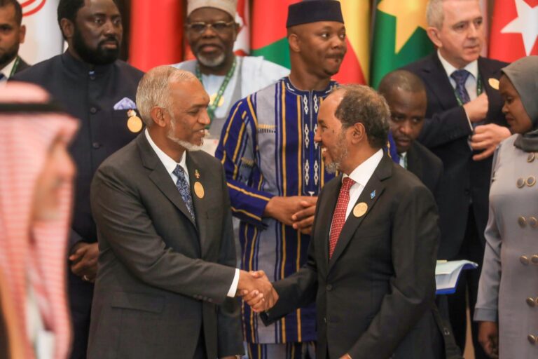 MW Xasan Sheekh “xalka nabadda bariga dhexe waxa uu ku xiran yahay dhisamaha dowlad Falasatiin ah”