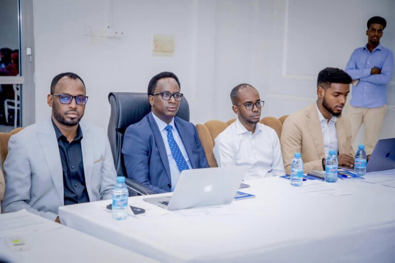 Guddoomiye Yabooh oo daah-furay tababar la xiriira horumarinta Caasimada