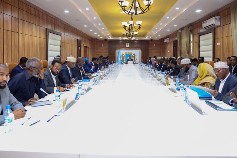 Golaha Wasiirrada oo ansixiyay agaasimaha cusub ee hay’adda Istaatistikada qaranka