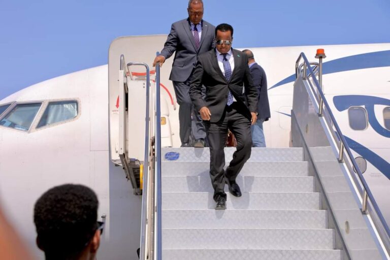 Halke ayuu ka imaaday RW ku-xigeenka 2-aad ee XFS oo Maanta Muqdisho ku soo laabtay ?