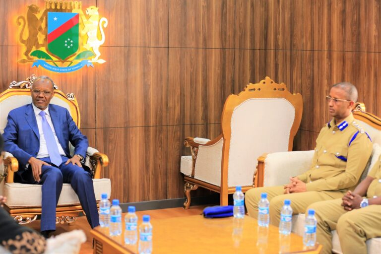 Muxuu Lafta-gareen kala hadlay Taliye ku-xigeenka ciidanka Booliska Soomaaliya ?