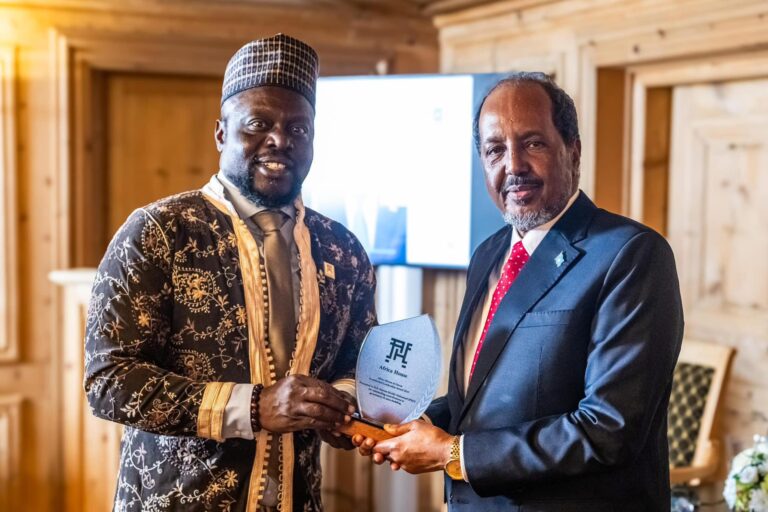 Maxey tahay Abaal-marinta lagu guddoonsiiyay madaxweyne Xasan Sheekh ?