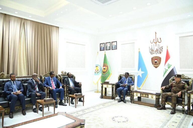 Wasiirka amniga gudaha ee XFS oo booqday xarunta taliska ciidanka Xuduudaha dalka Ciraaq