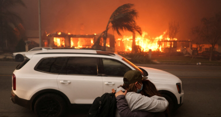The most dangerous fire in the suburbs of Los Angeles.