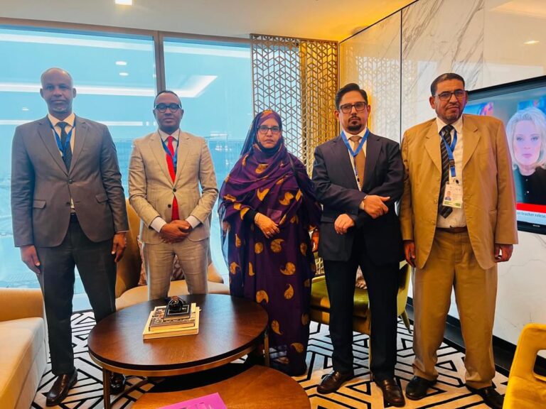 Maxey kawada hadleyn Guddoomiyaha SoDMA iyo wasiirka deegaanka ee dalka Muritaaniya ?