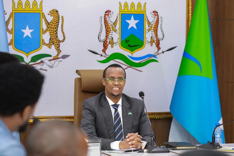 Maxaa looga hadlay kulankii golaha wasiirrada ee xalay ka qabsoomay magaalada Jowhar ?