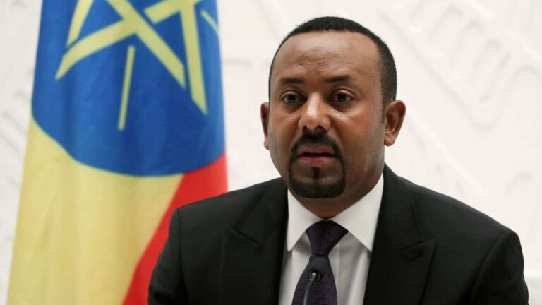 Abiy Axmed oo Tigreega weydiistay inay soo sharraxaan madaxweyne