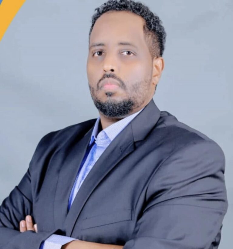 Kursi ka banaana golaha shacabka oo maanta doorashadii ka dhacday Dhuusamareeb