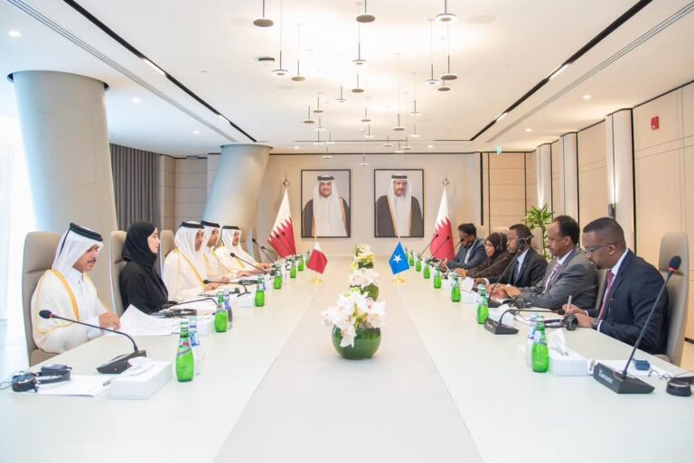 Qatar oo 10 kun oo Soomaali ah shaqaaleysiineyso