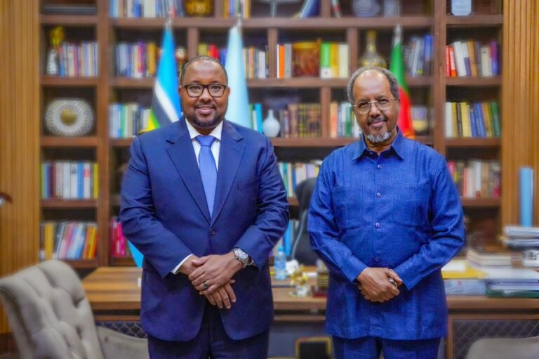 President of the Federal Republic of Somalia Dr. Hassan Sheikh Mohamoud meets with President of SSC-Khaatumo State