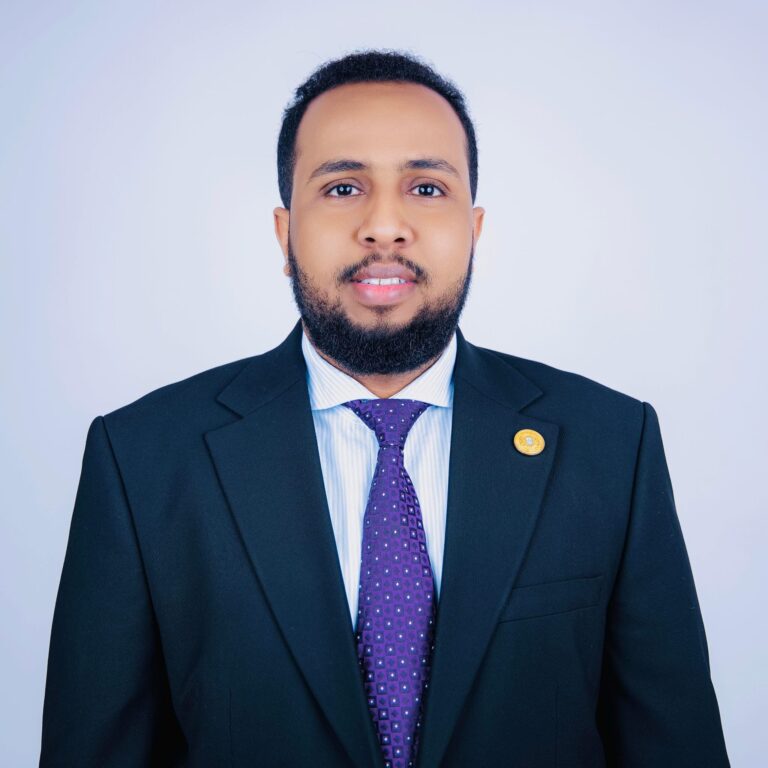 Xildhibaan CabdiRashiid Jiiley: “Qof iyo Codkii aan loo dhameyn, waxay isu beddeshay Qof iyo Baangad!”