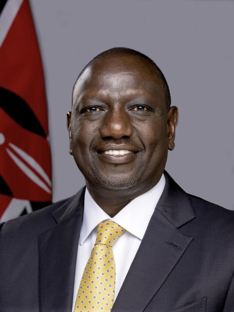 Madaxweyne Ruto: Bangiyo ku yaalla Soomaaliya, Kenya iyo Koonfur Afrika ayaa lagu eedeeyey maalgelinta weerarkii DusitD2