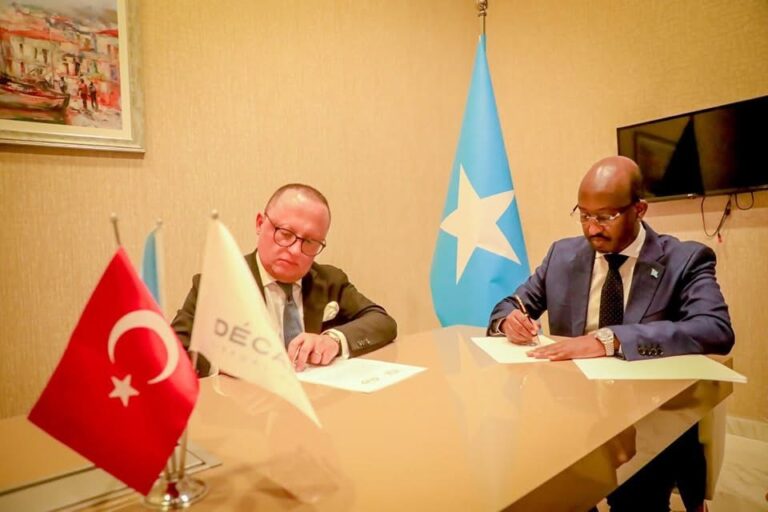 SOMALIA’S MINISTRY OF FISHERIES SIGNS INVESTMENT AGREEMENT WITH TURKISH COMPANY