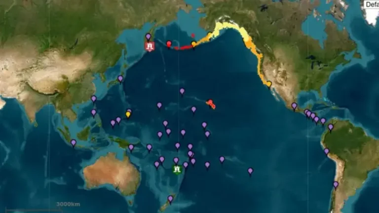Strong earthquake hits Russia, storm warnings issued.