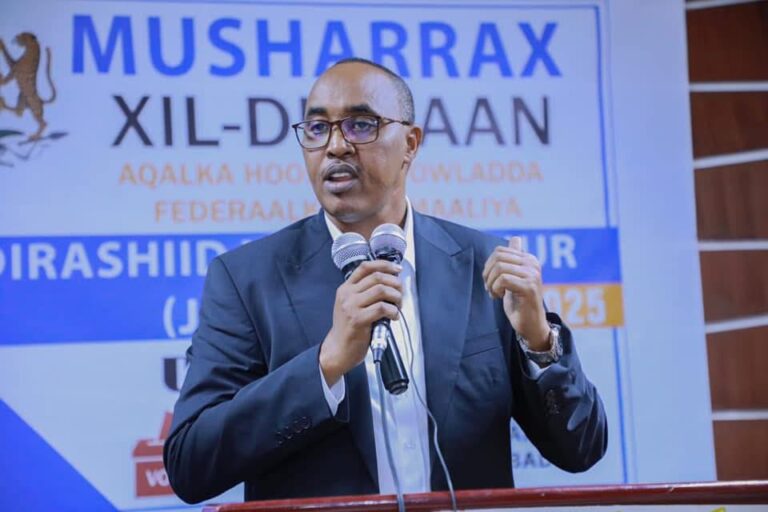 DEGDEG: Cabdirashiid Janan oo loo magacaabay Taliyaha Sirdoonka Jubbaland iyo Madaxa Amniga Gedo
