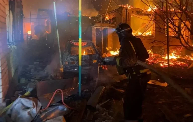 Ukraine President vows to revenge after Russia latest attacks.