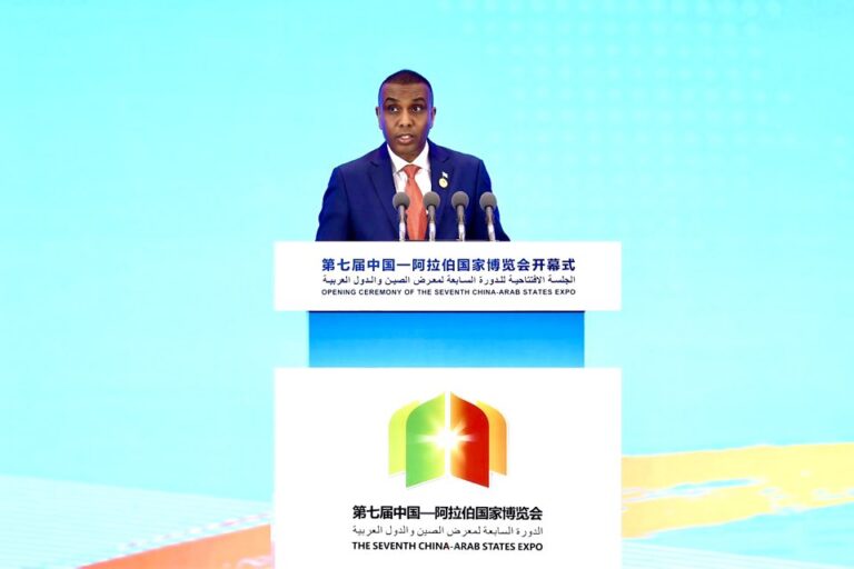 Ra’iisul Wasaare Xamsa “Soomaaliya waxay rabtaa in ay noqoto xarun muhiim ah oo isku xirta Afrika, Carabta iyo Aasiya”.