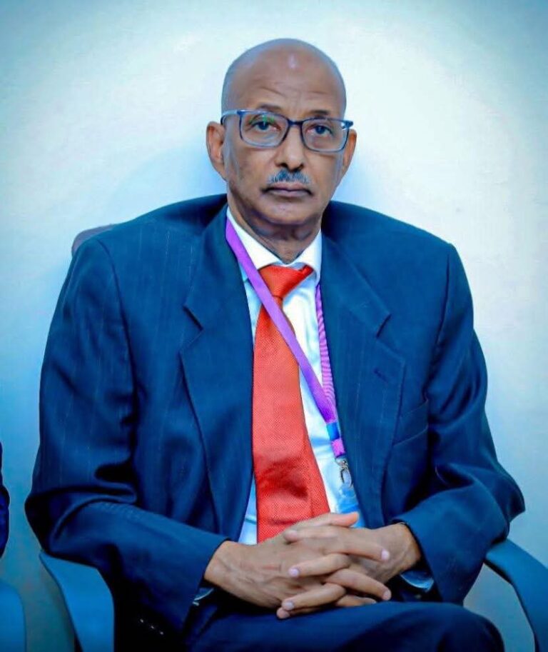 Dr. Adan Abdullaahi Aya 53 cod kuu guleystay Guddoomiyaha Golaha Wakiillada Waqooyi bari .