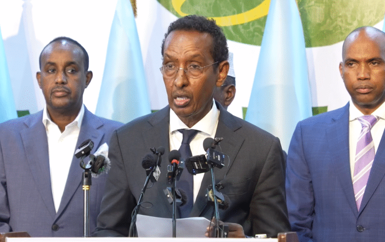 Madasha Samatabixinta Soomaaliyeed oo Ka Digaysa Dastuurka, Doorashooyinka, iyo Barakicinta Shacabka.