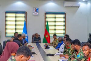 G0ugN5yW0AAFeBm-300x200 Somali President Inaugurates New Intelligence HQ, Applauds Military Successes in Galguduud and Lower Shabelle.