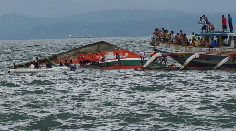 Dozens dead after boat capsizes in Nigeria river