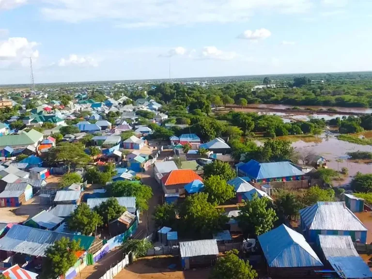 Somalia Federal Military Delegation Meets Ethiopian Forces After Blockade in Dolow.